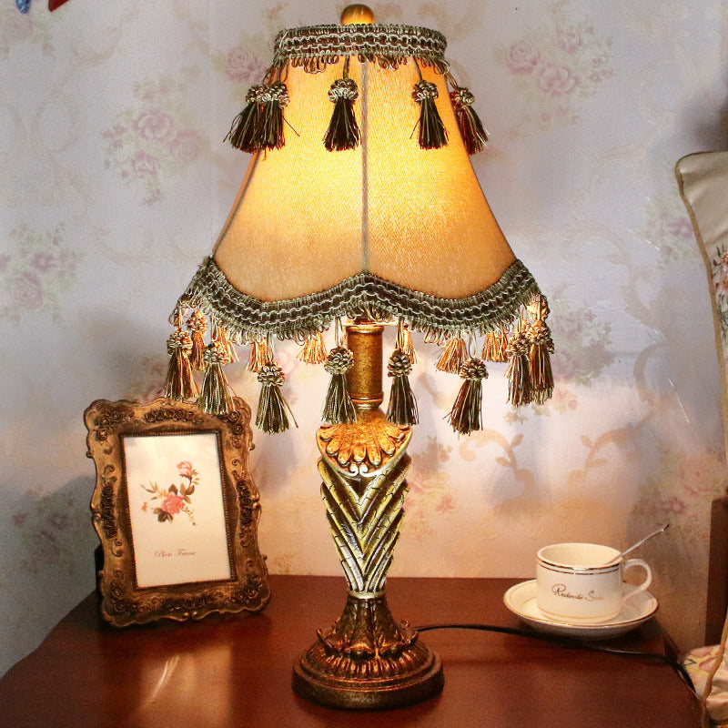Romantic Retro Study Lamp