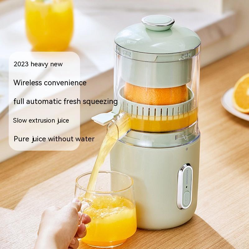 Portable Electric Juicer – USB Rechargeable Mini Fruit Blender