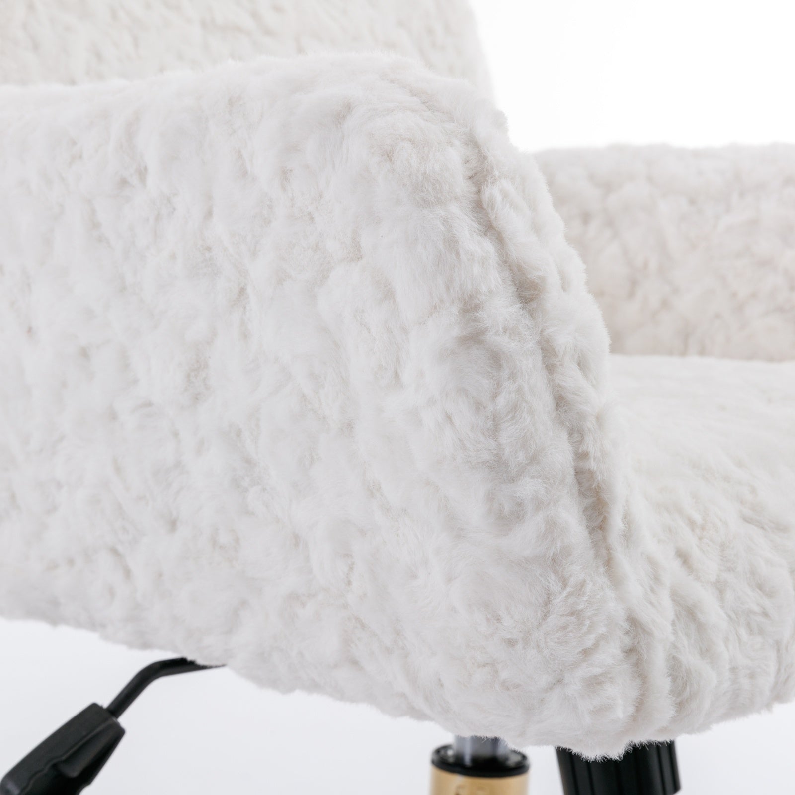 A&A Rabbit Hair Office Chair