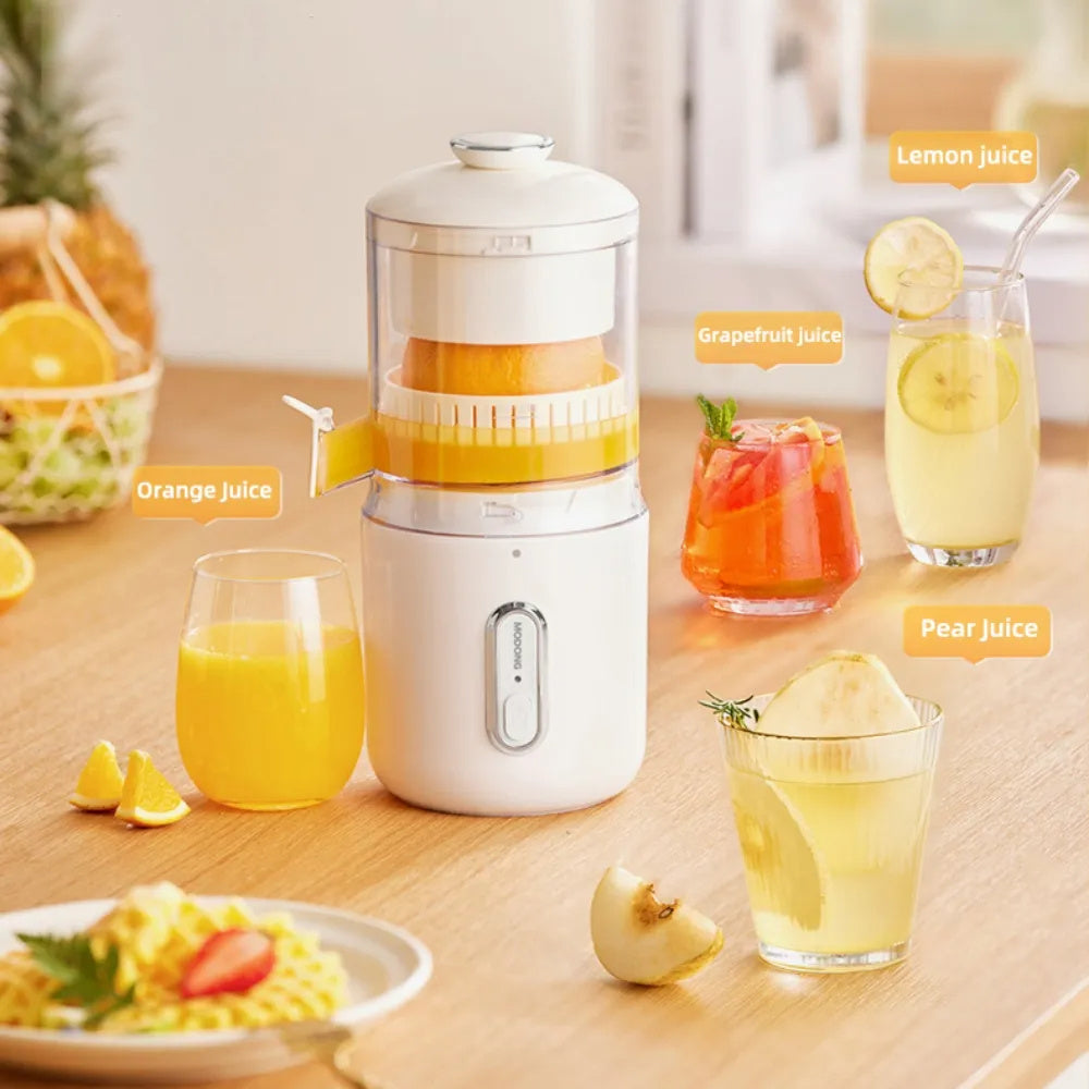 Portable Electric Juicer – USB Rechargeable Mini Fruit Blender